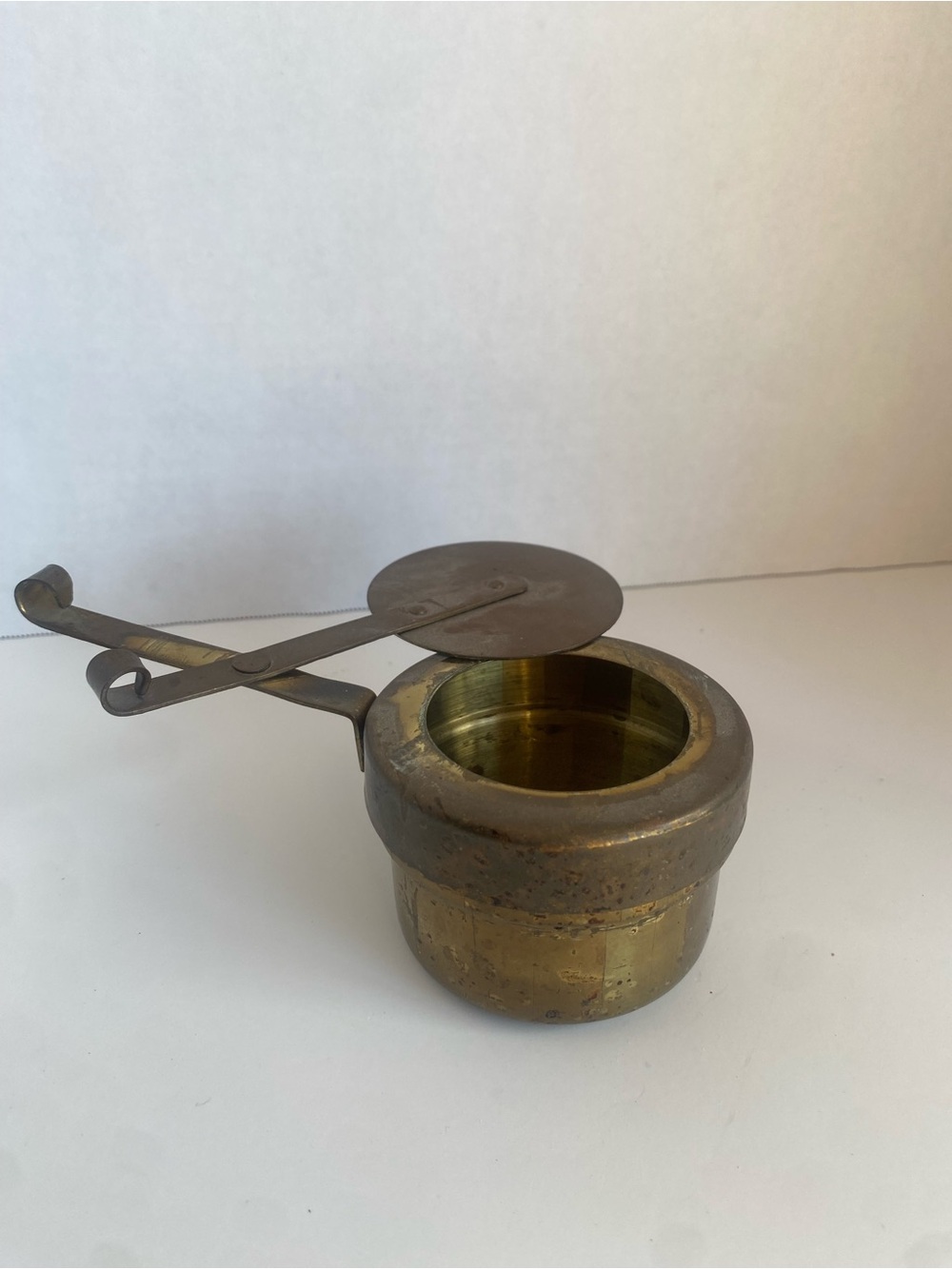 Vintage/Antique Brass Chafing Fuel HolderWith Lid